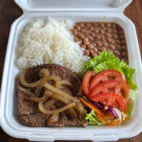 Marmita Bife Acebolado